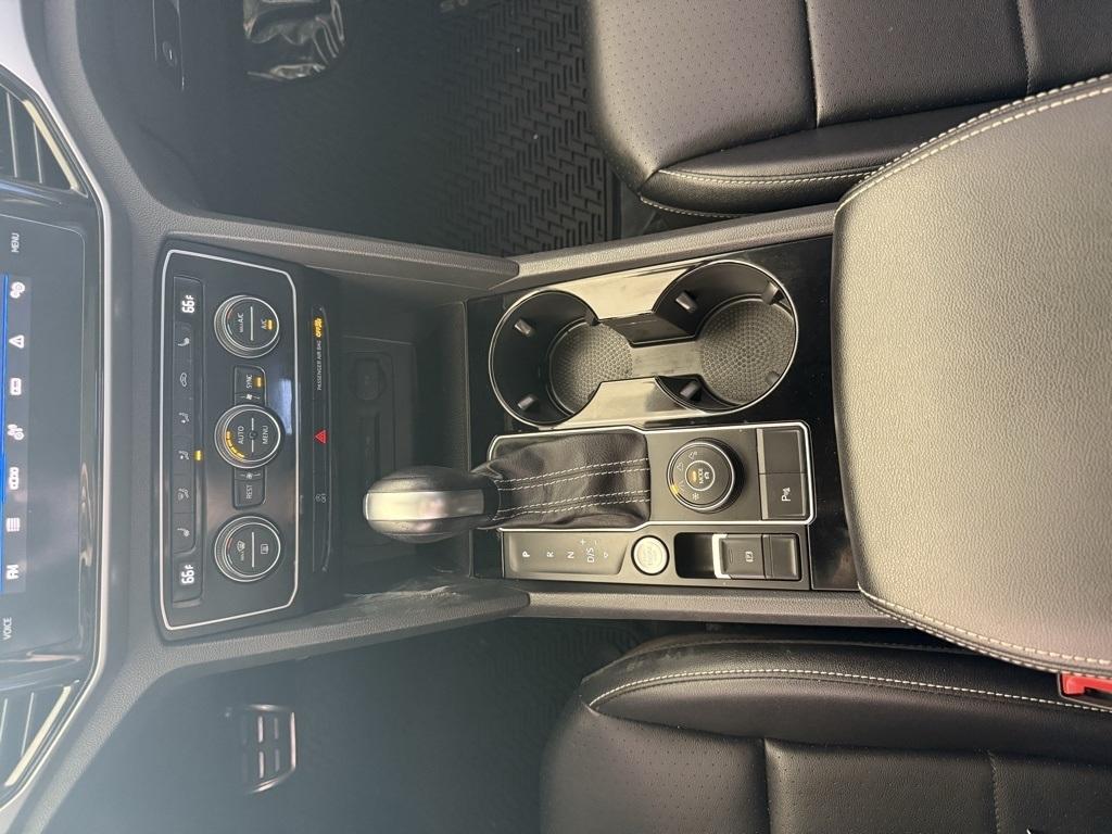 Volkswagen Atlas  2021