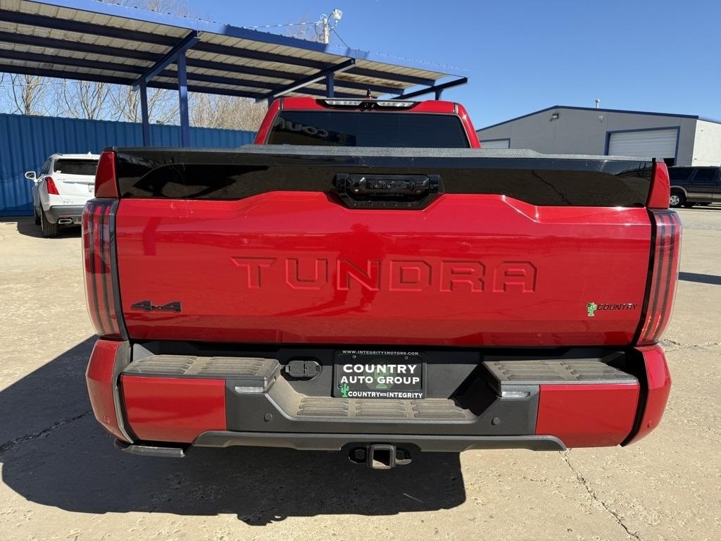 Toyota Tundra  2022