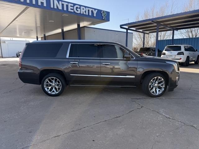 Cadillac Escalade  2017