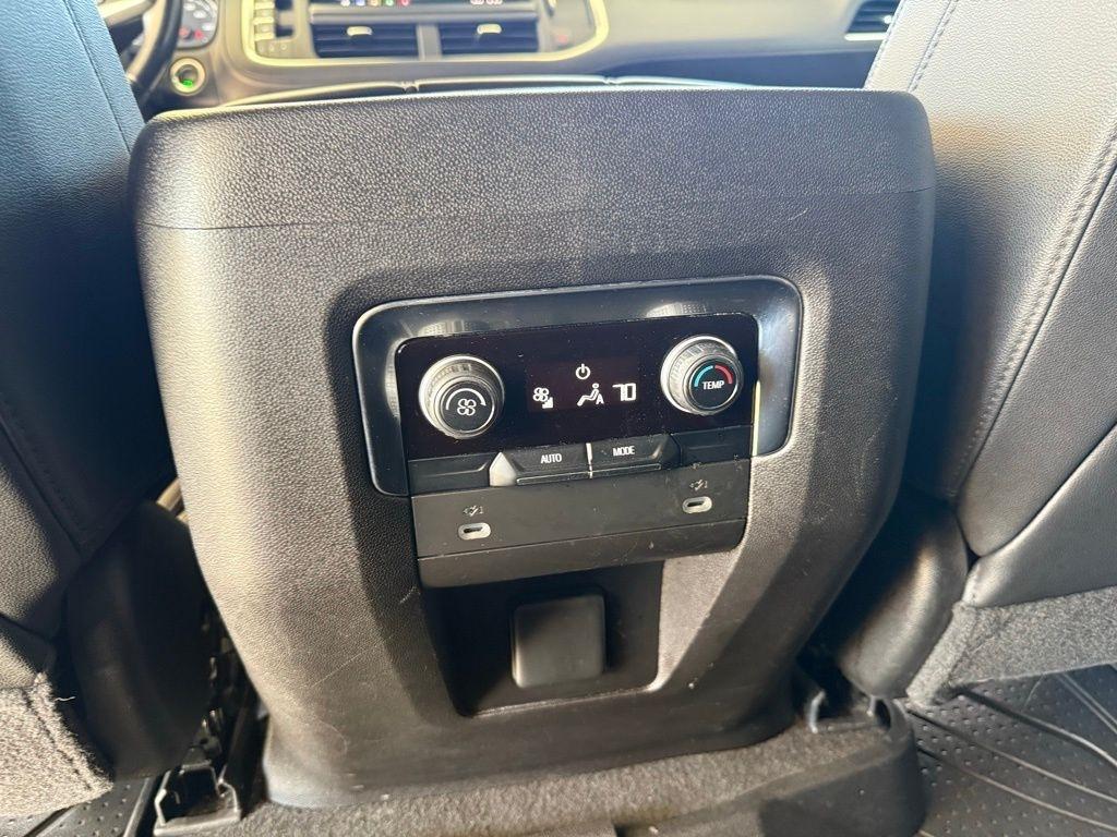 Chevrolet Tahoe  2021