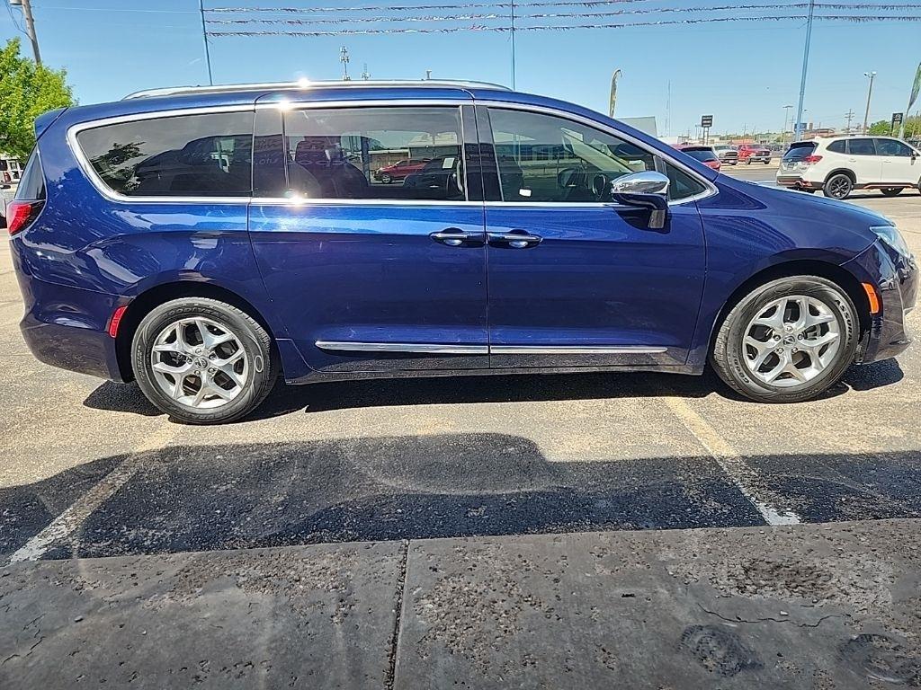 Chrysler Pacifica  2018
