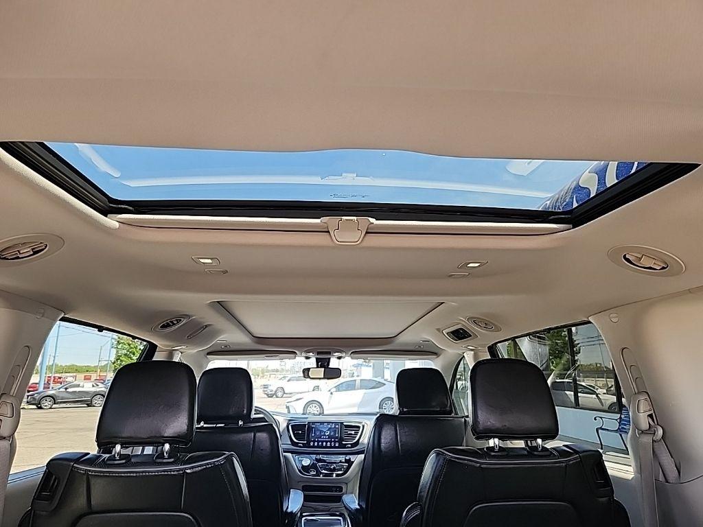 Chrysler Pacifica  2018