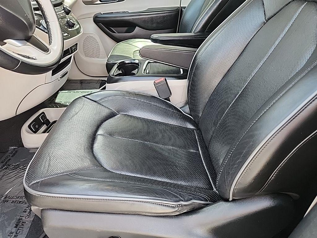 Chrysler Pacifica  2018