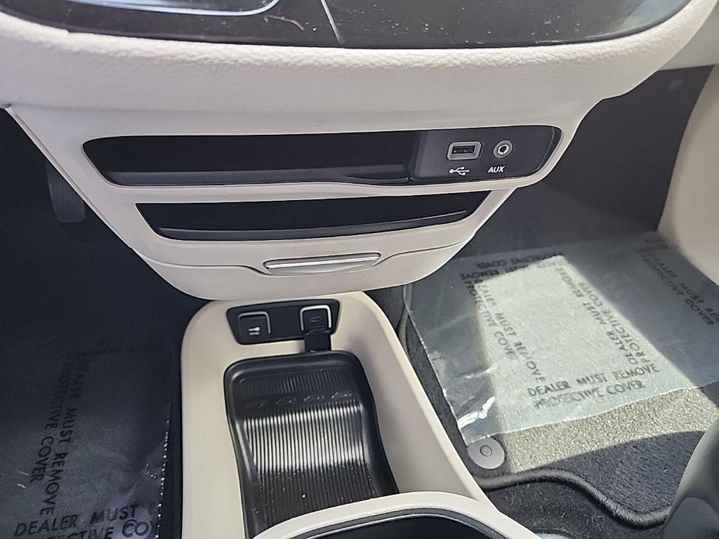 Chrysler Pacifica  2018