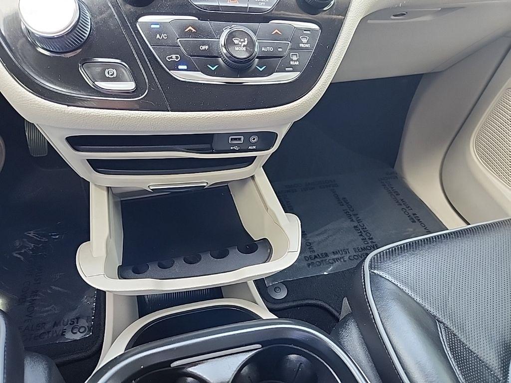 Chrysler Pacifica  2018