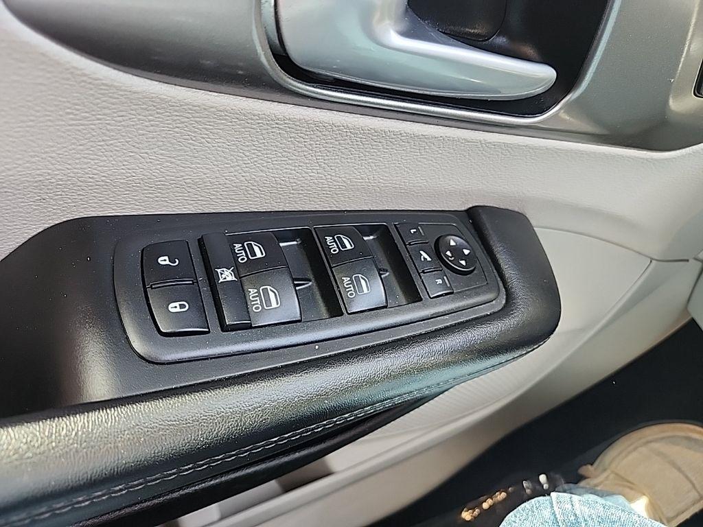 Chrysler Pacifica  2018