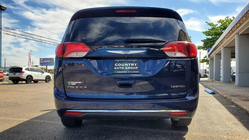 Chrysler Pacifica  2018