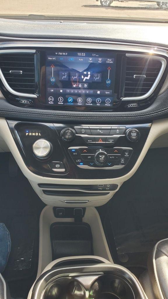 Chrysler Pacifica  2018