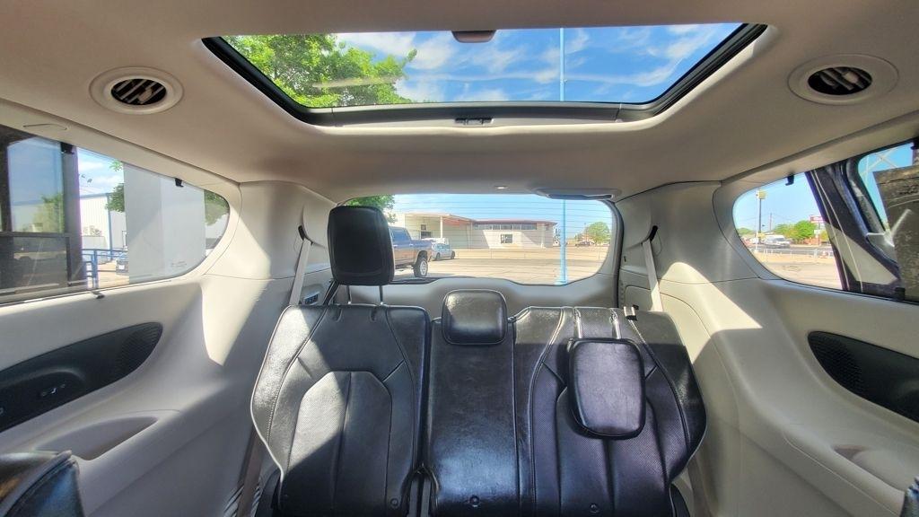 Chrysler Pacifica  2018