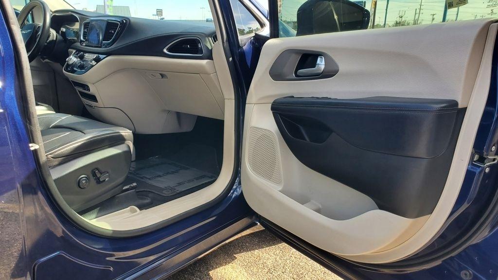 Chrysler Pacifica  2018