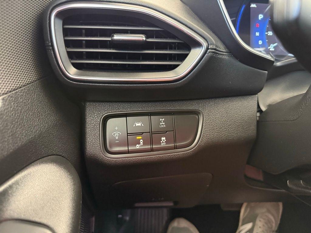 Hyundai Santa Fe  2013