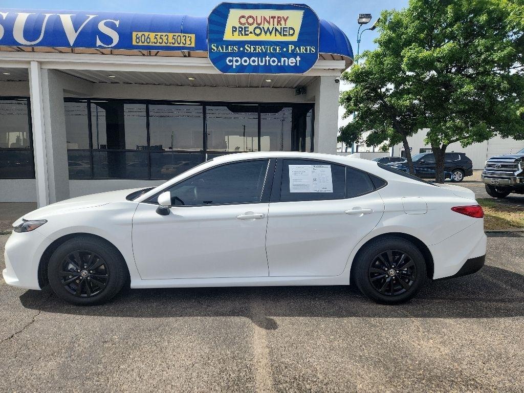 2025 Toyota Camry Hybrid LE