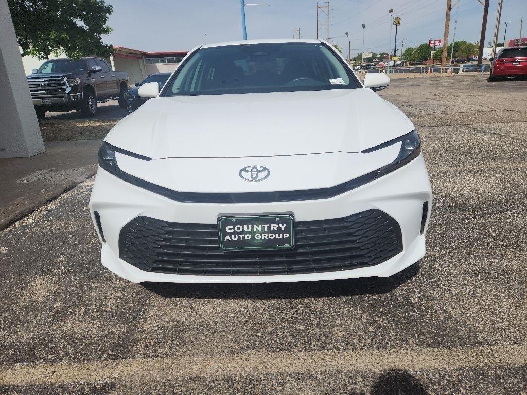 Toyota Camry Hybrid  2025