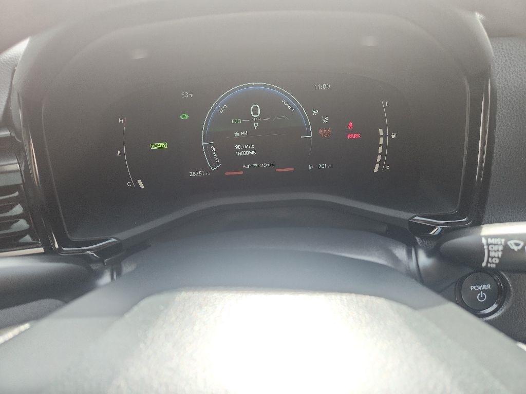 Toyota Camry Hybrid  2025