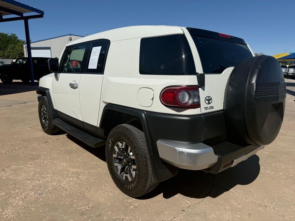 Toyota FJ Cruiser  2012