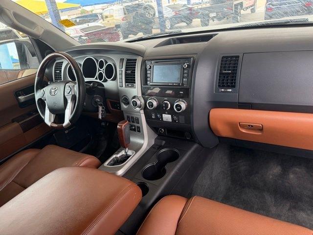 Toyota Sequoia  2015