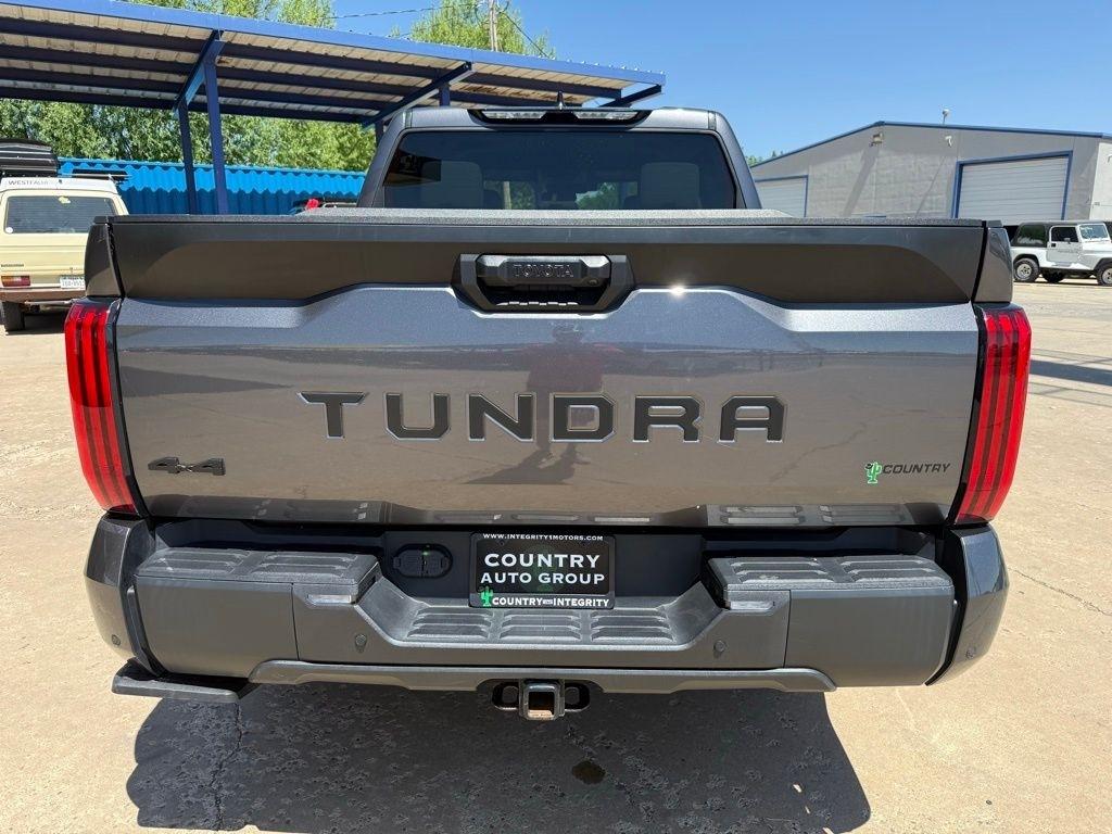 Toyota Tundra  2023