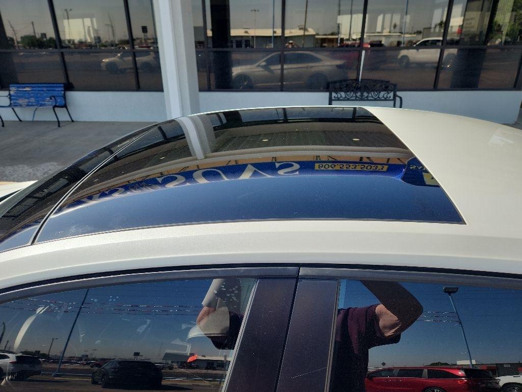 Volkswagen Jetta  2023