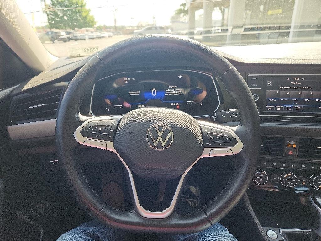 Volkswagen Jetta  2023