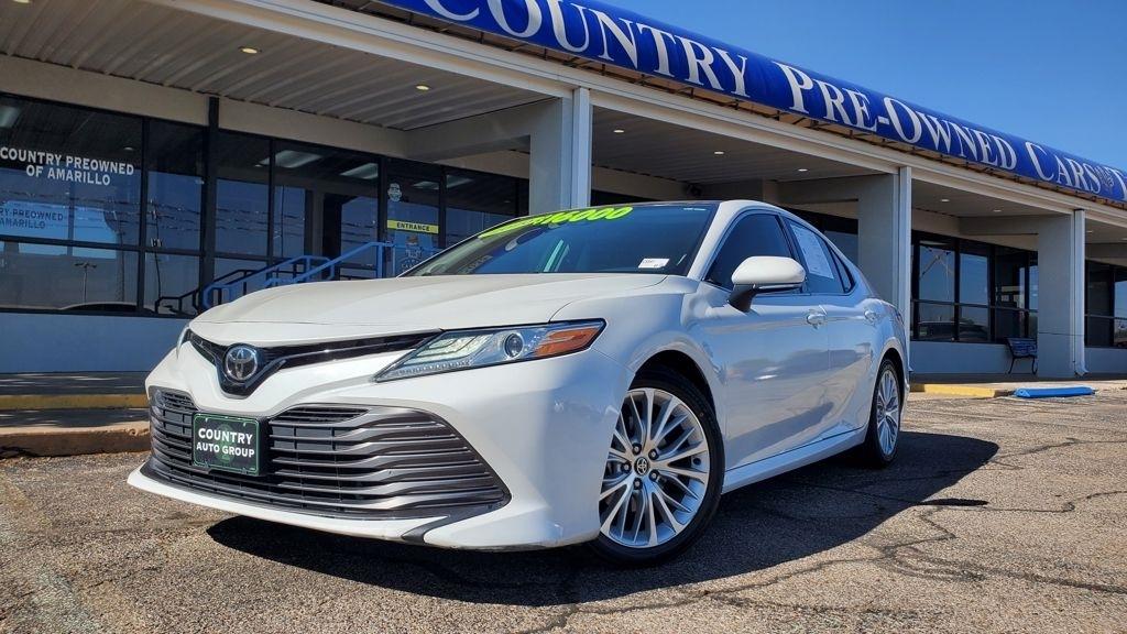 Toyota Camry  2020