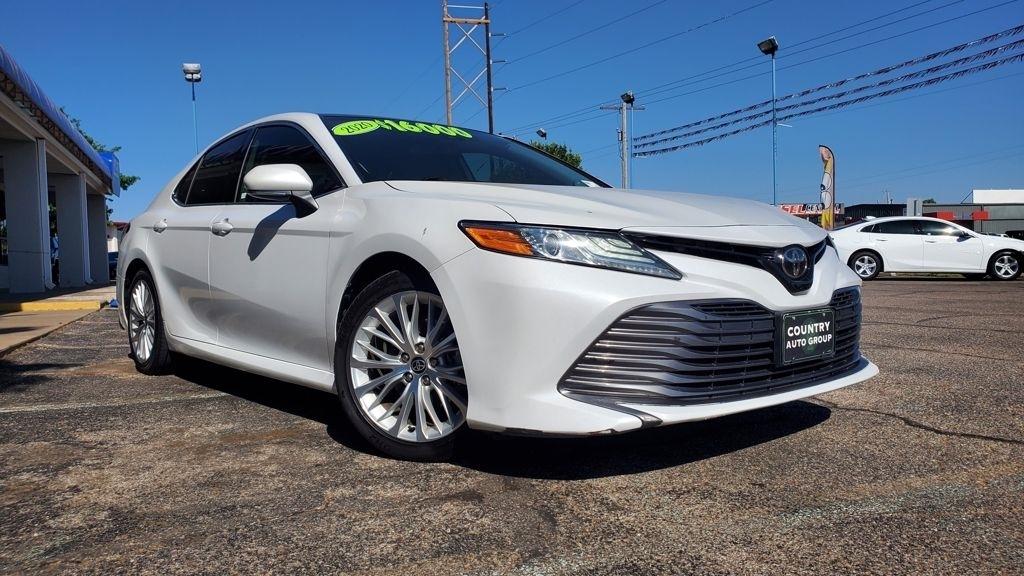 Toyota Camry  2020