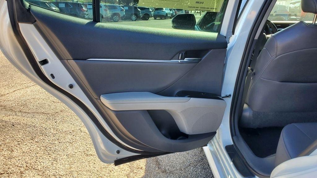 Toyota Camry  2020