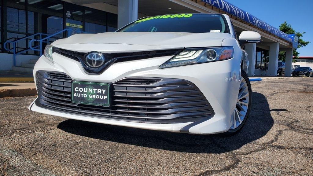 Toyota Camry  2020