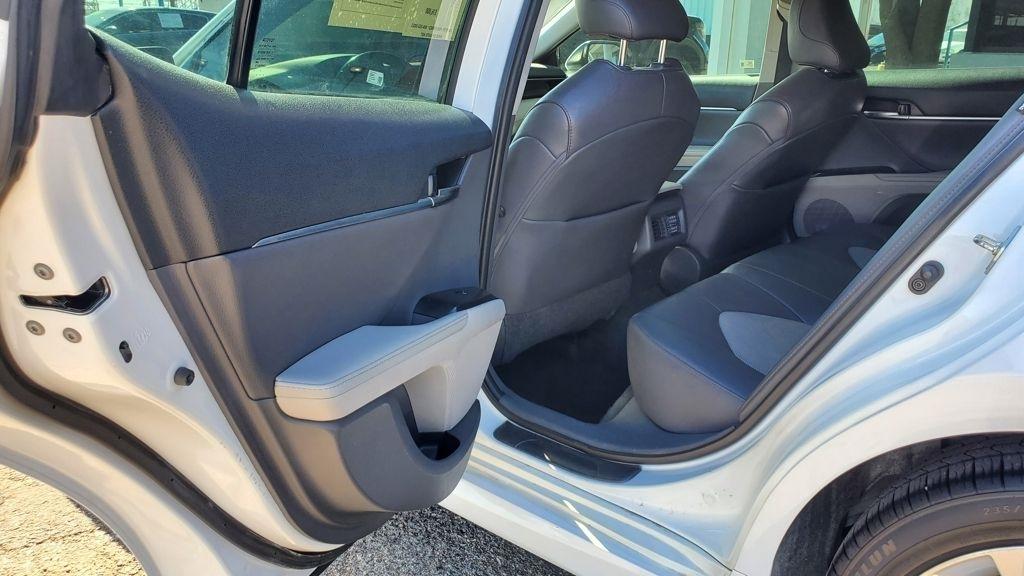 Toyota Camry  2020