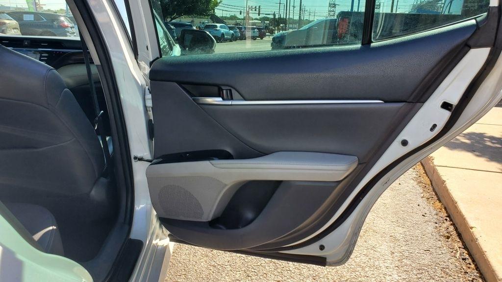 Toyota Camry  2020