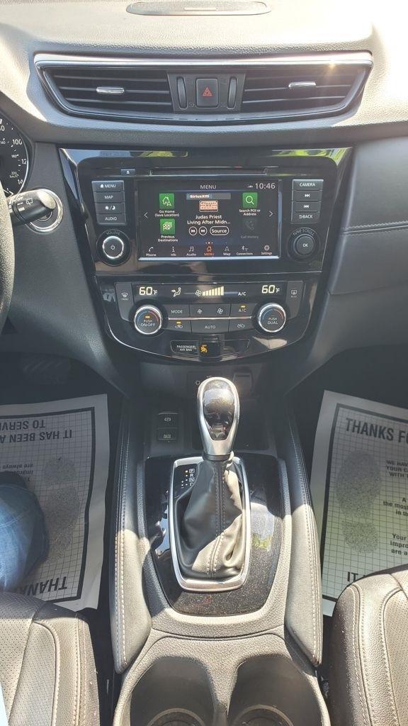 Nissan Rogue  2020