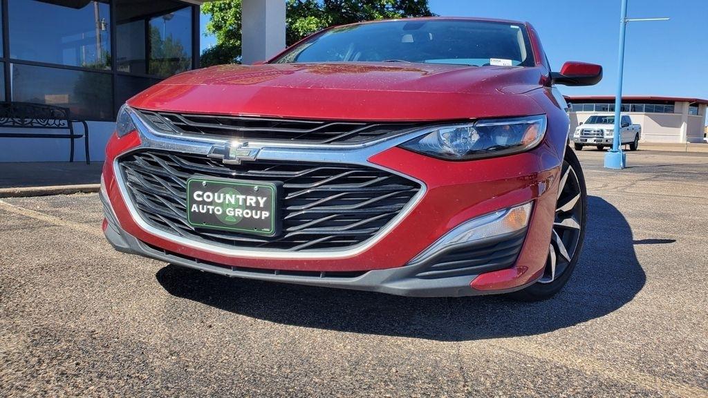 Chevrolet Malibu  2021