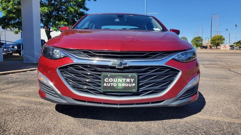 Chevrolet Malibu  2021