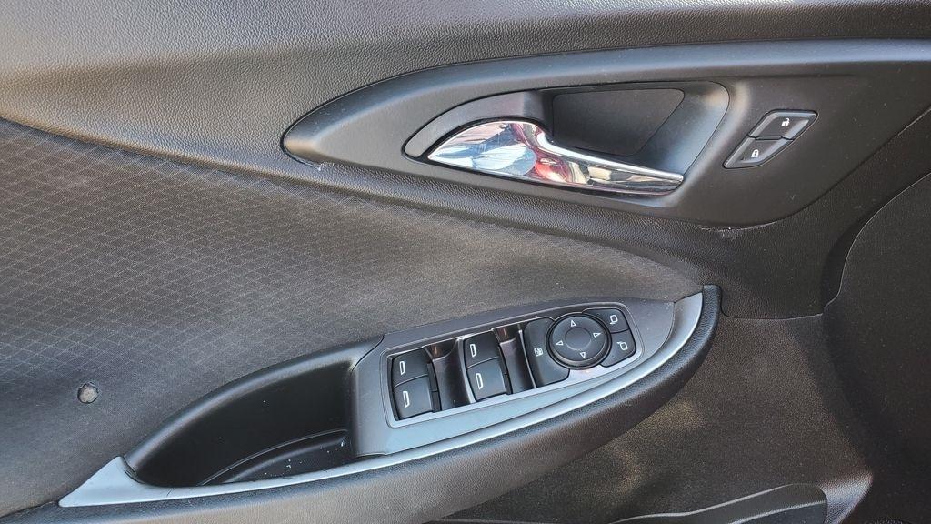 Chevrolet Malibu  2021