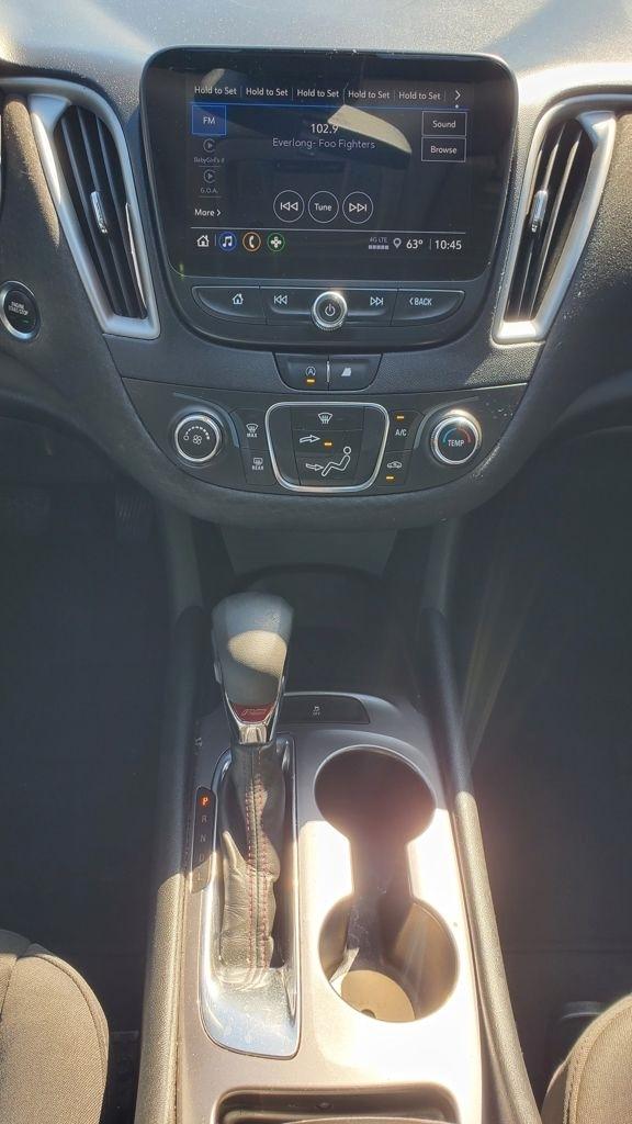 Chevrolet Malibu  2021