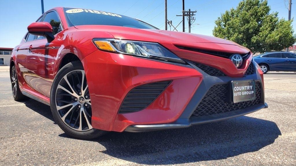 2020 Toyota Camry SE - Photo 22