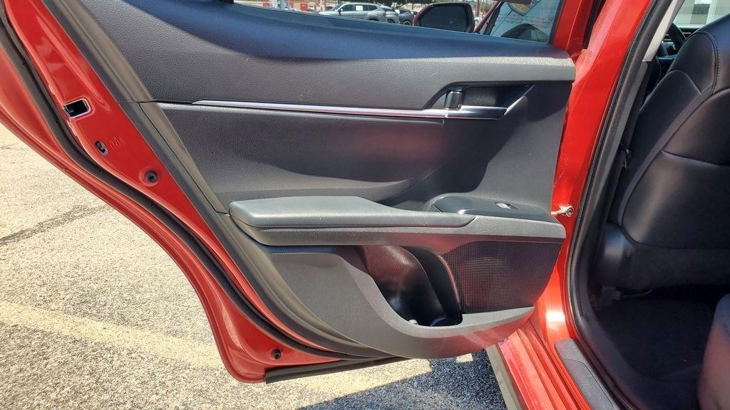 2020 Toyota Camry SE - Photo 45
