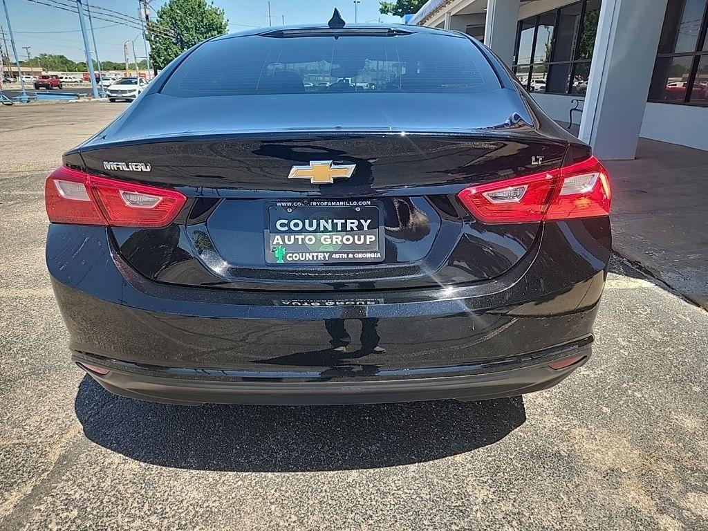 Chevrolet Malibu  2023