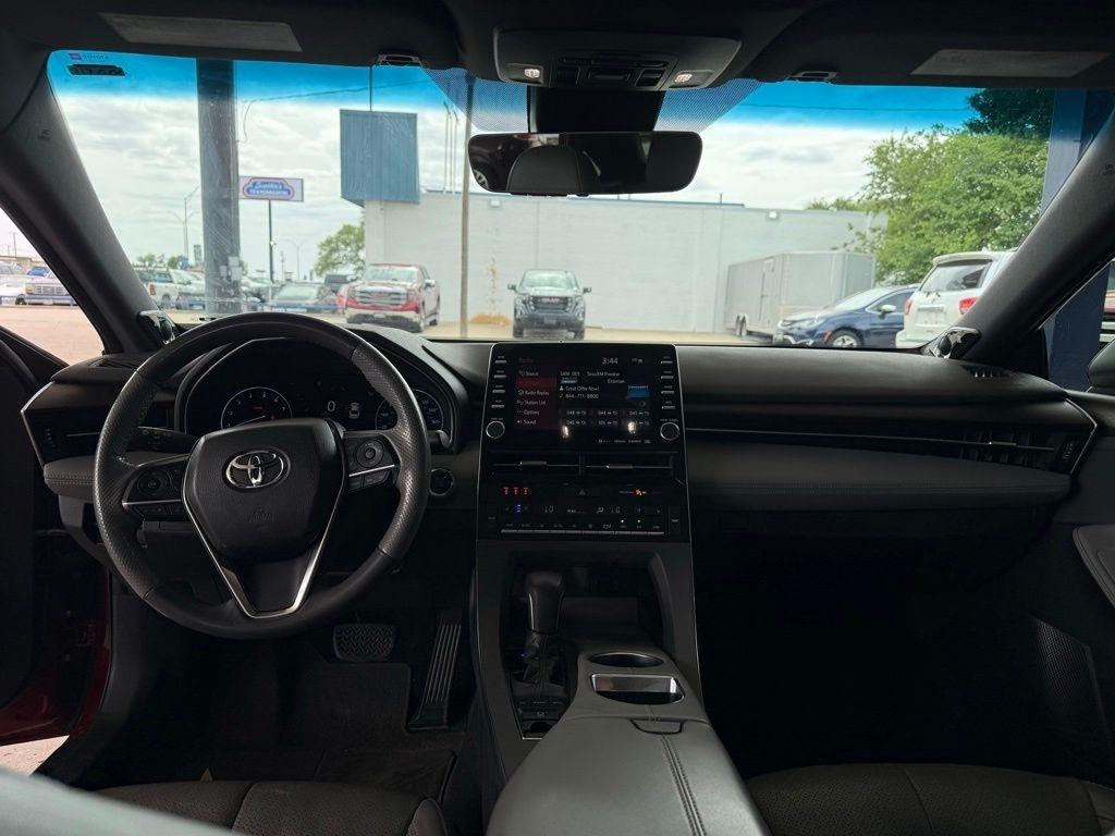 Toyota Avalon  2019