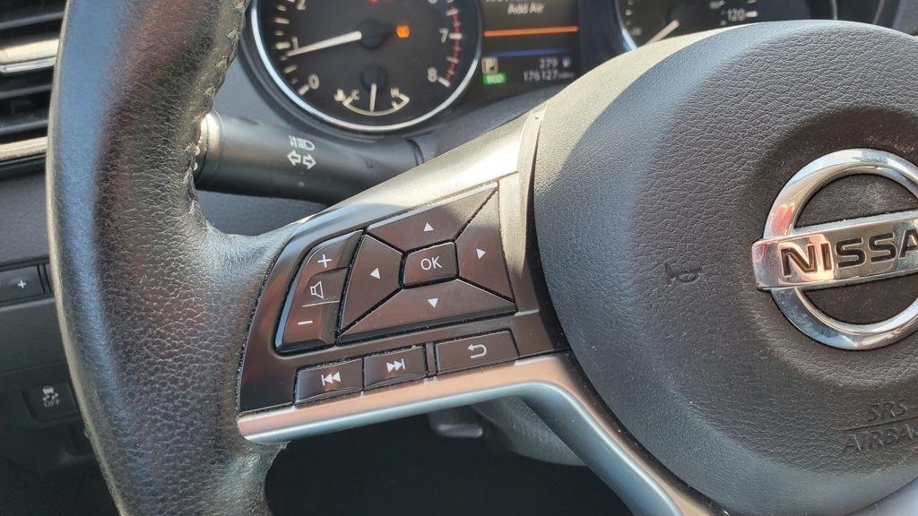Nissan Rogue  2020