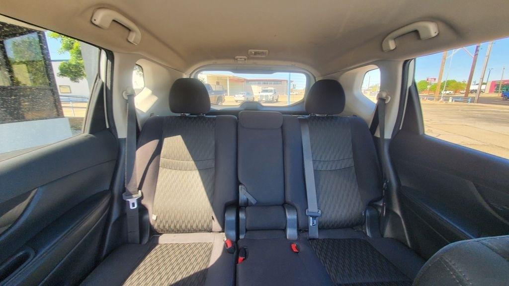 Nissan Rogue  2020