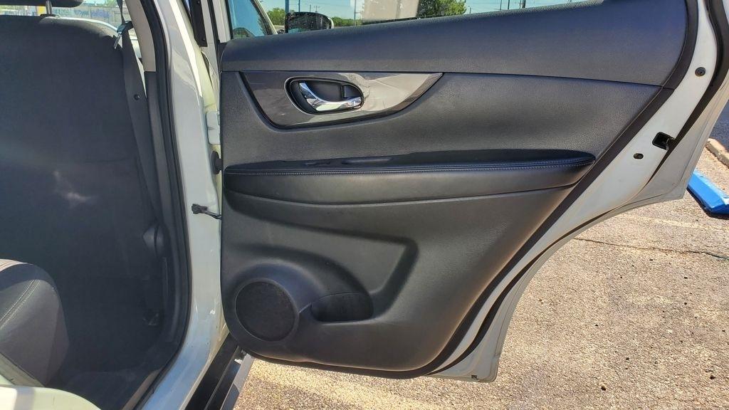 Nissan Rogue  2020