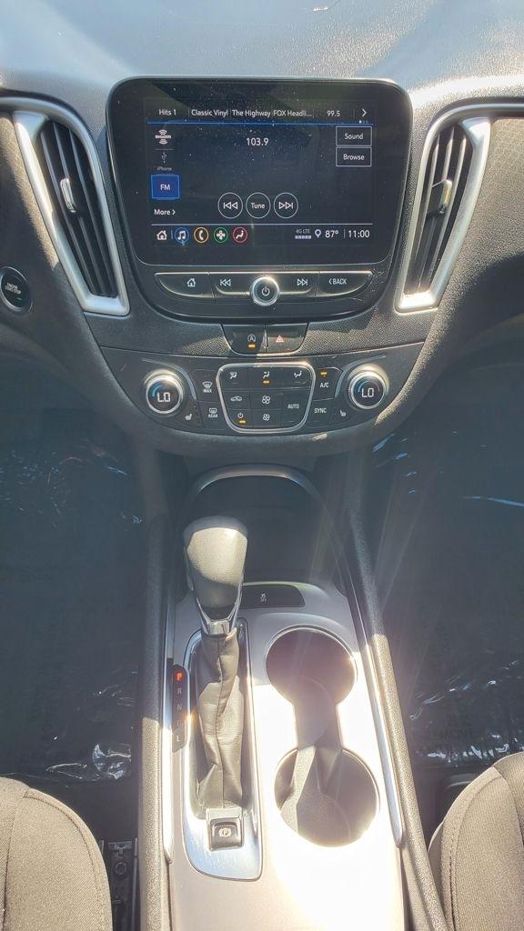 Chevrolet Malibu  2022
