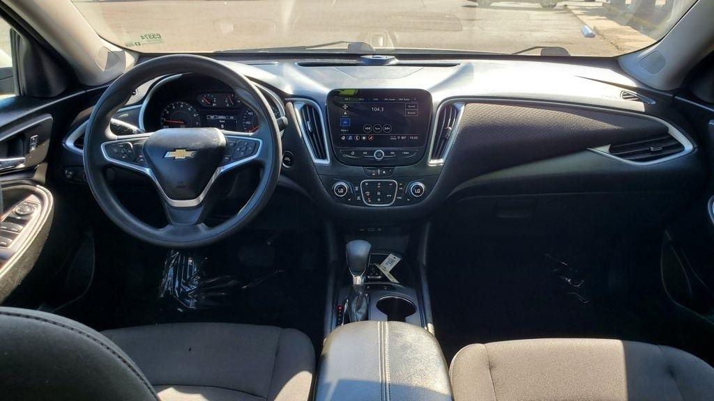 Chevrolet Malibu  2023