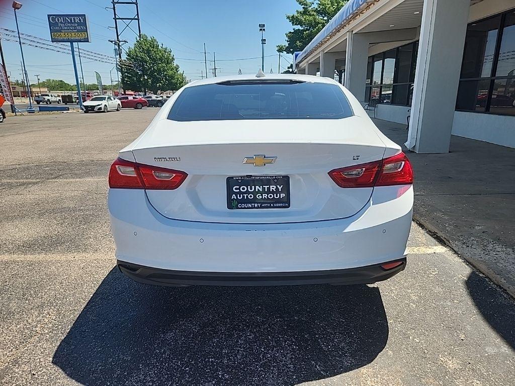 Chevrolet Malibu  2023