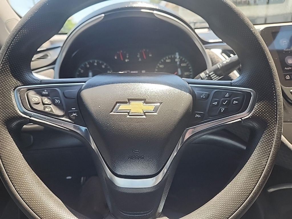 Chevrolet Malibu  2023