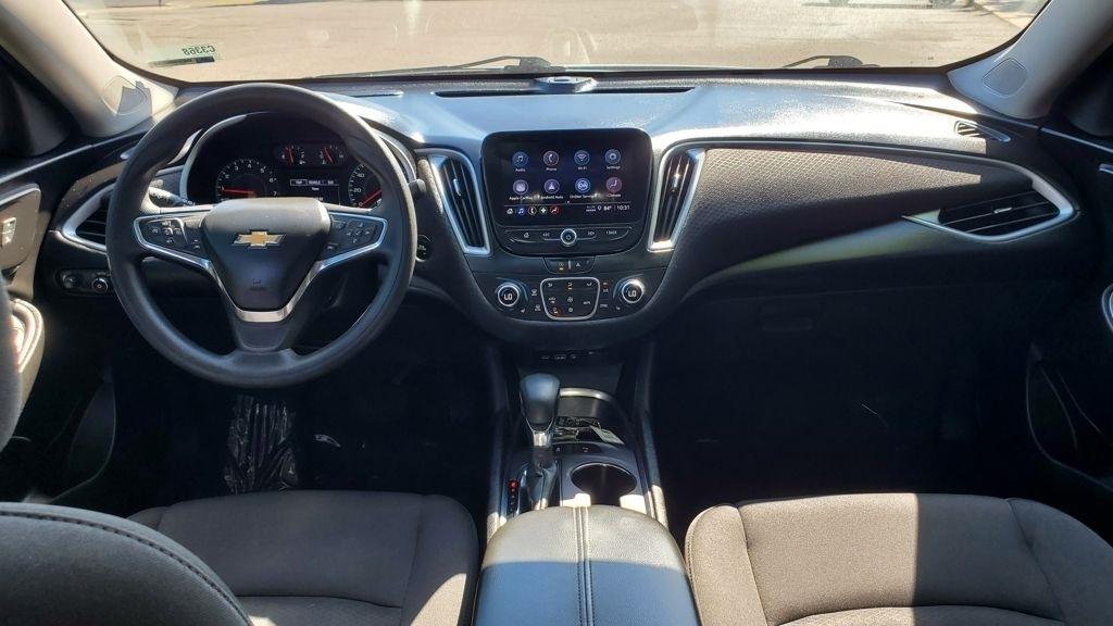Chevrolet Malibu  2023