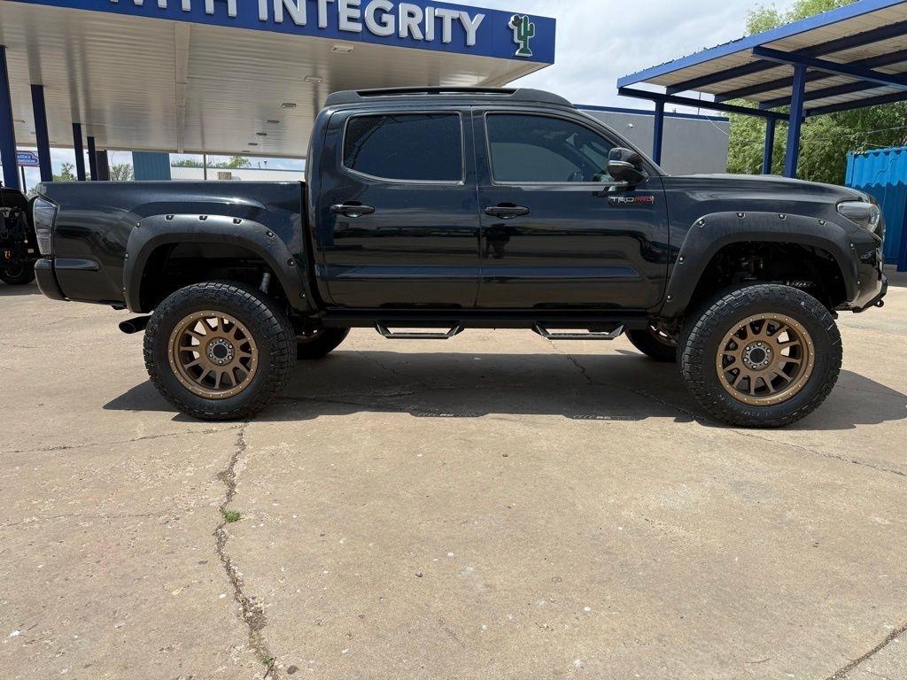 Toyota Tacoma  2019