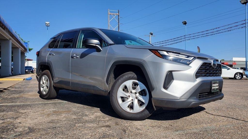 Toyota RAV4  2024