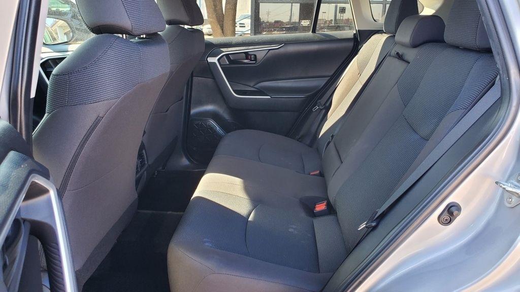 Toyota RAV4  2024