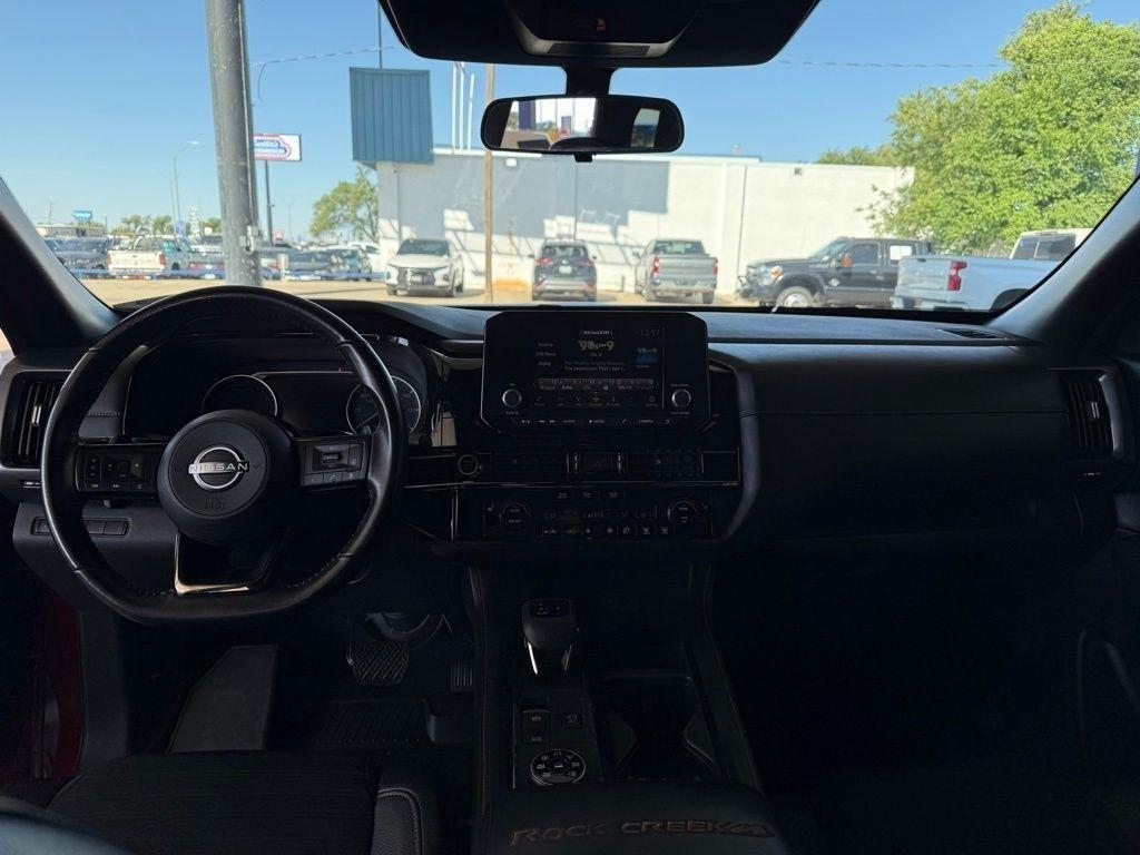 Nissan Pathfinder  2023